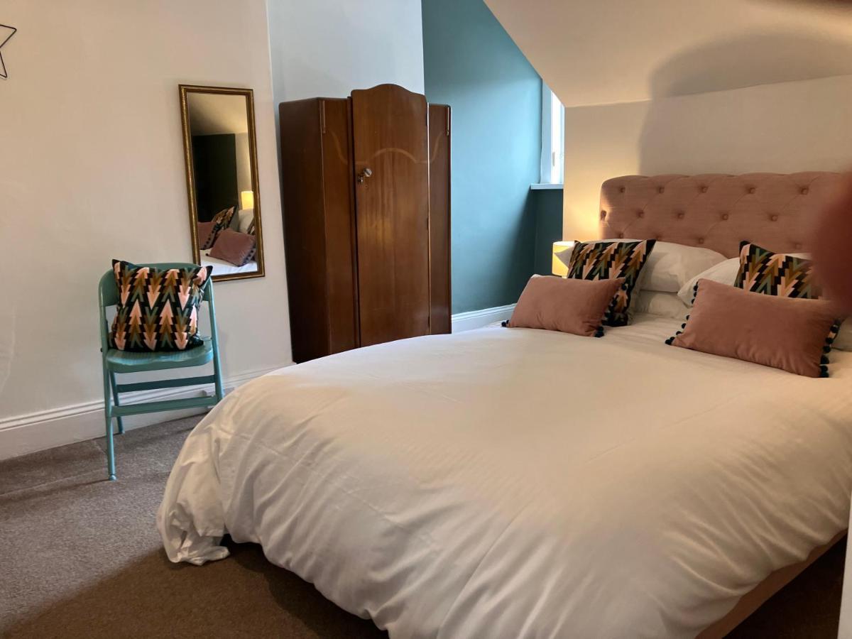 Romford Cottage - Close To Centre, Hospital Crownworks Studio Nissan And Stadium Of Light Съндърланд Екстериор снимка